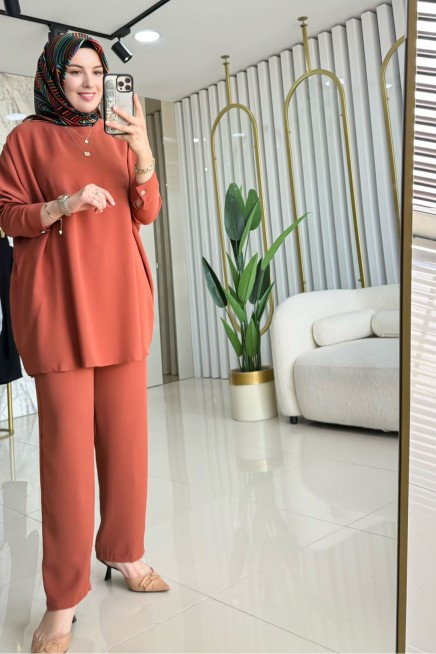 BERELANCE PANTOLONLU TAKIM 1002